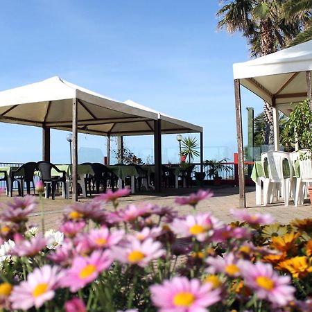 Albergo Ristorante Lucciola ซานตาสเตฟาโน อัล มาเร ภายนอก รูปภาพ