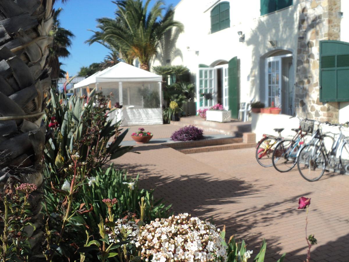 Albergo Ristorante Lucciola ซานตาสเตฟาโน อัล มาเร ภายนอก รูปภาพ